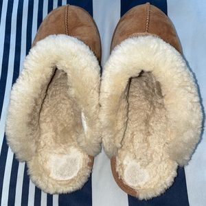 Ugg slippers